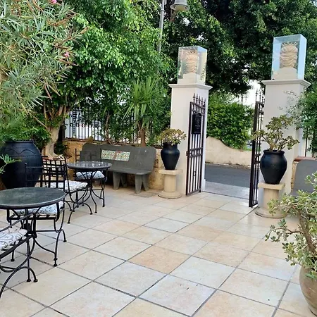 & Linda Hotel Giardini Naxos